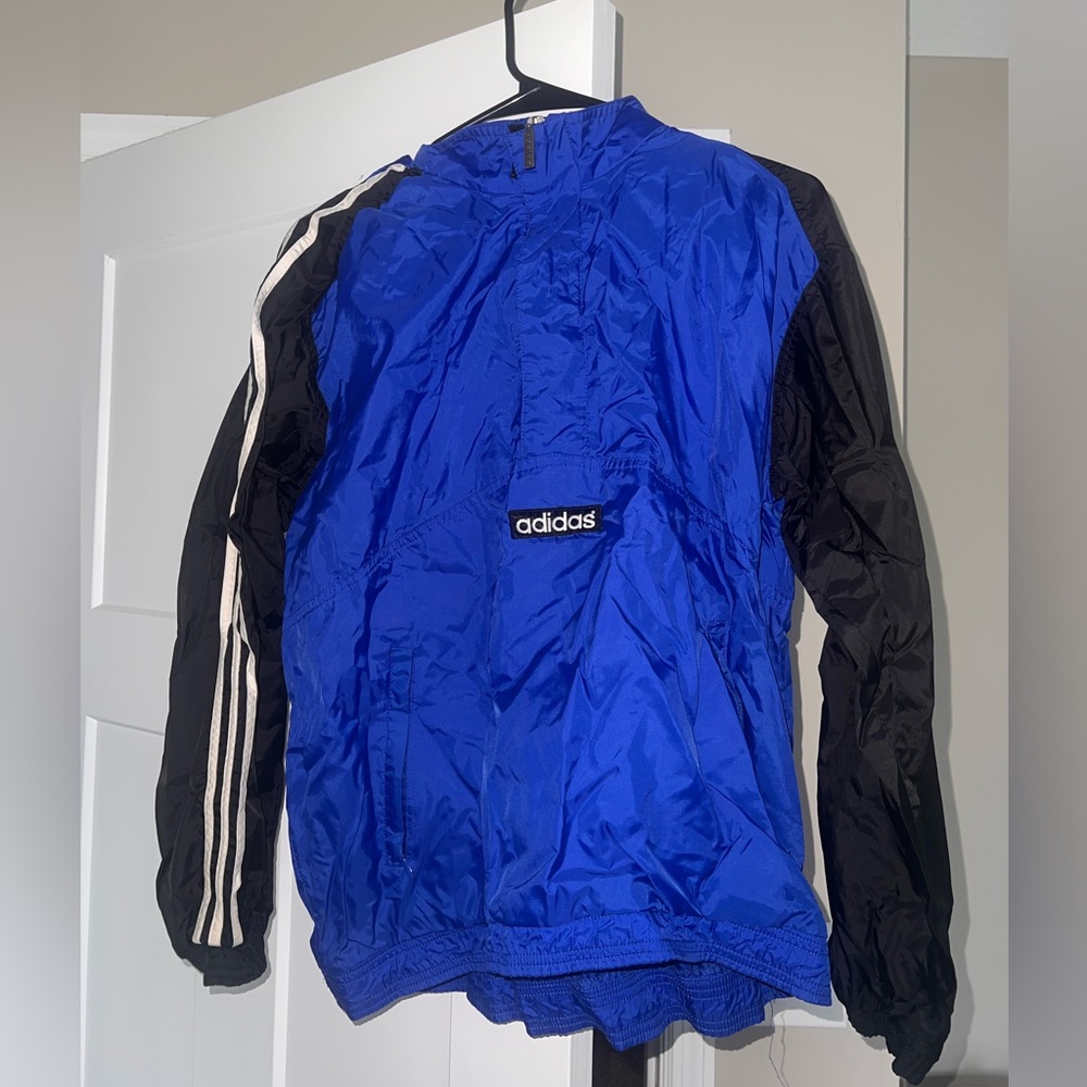 Vintage Blue and black windbreaker